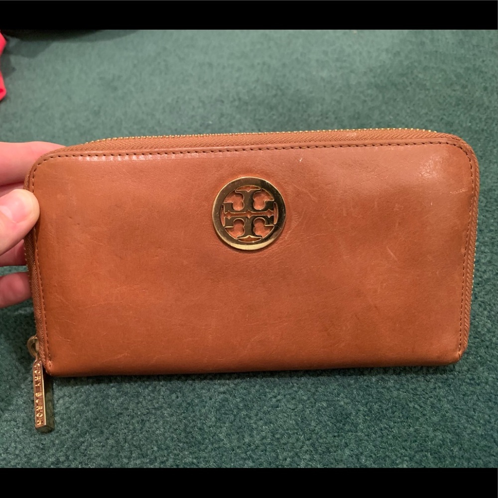 Tory Burch cognac leather wallet